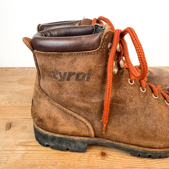Vintage Leather Mountaineering Boots - Picture 3 of 6